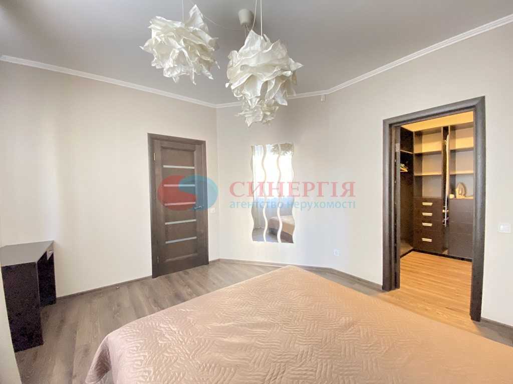 Аренда 4-комнатной квартиры 100 м², Мельникова, 51Б