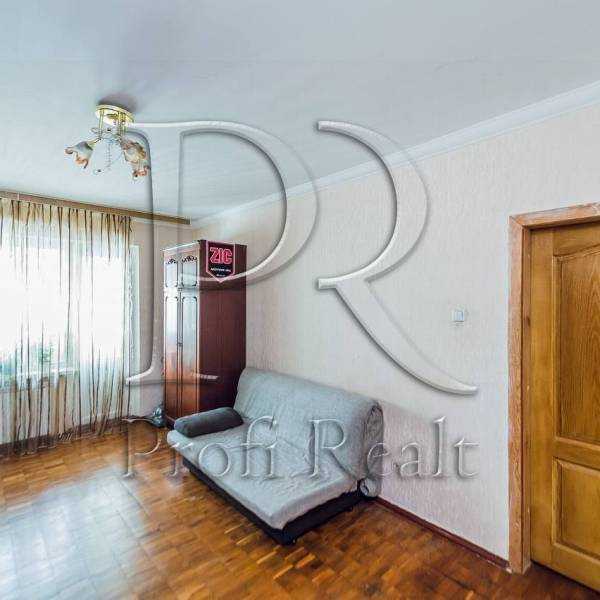 Продаж 3-кімнатної квартири 74 м², Підлісна вул., 6