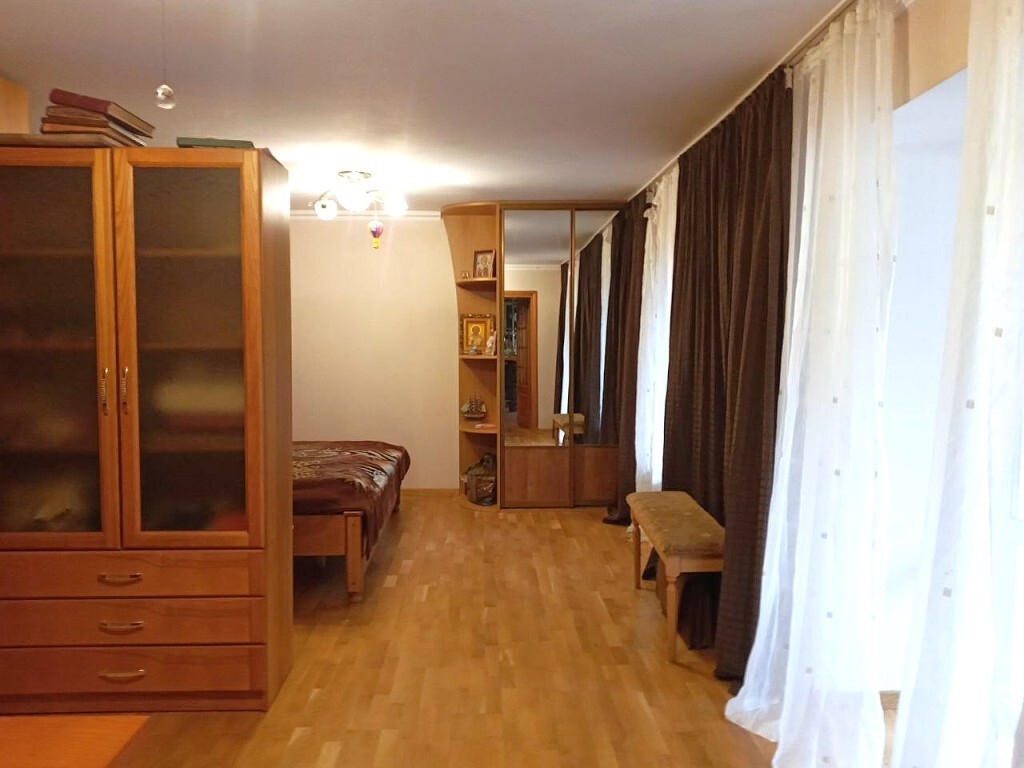 Продажа 3-комнатной квартиры 125 м², Екатерининская ул., 20