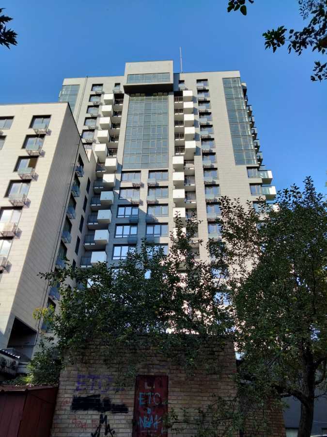 Продаж 3-кімнатної квартири 92.1 м², Гоголівська вул., 44