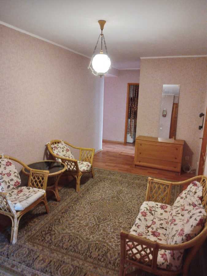 Продажа 3-комнатной квартиры 89 м², Олевская ул., 3В