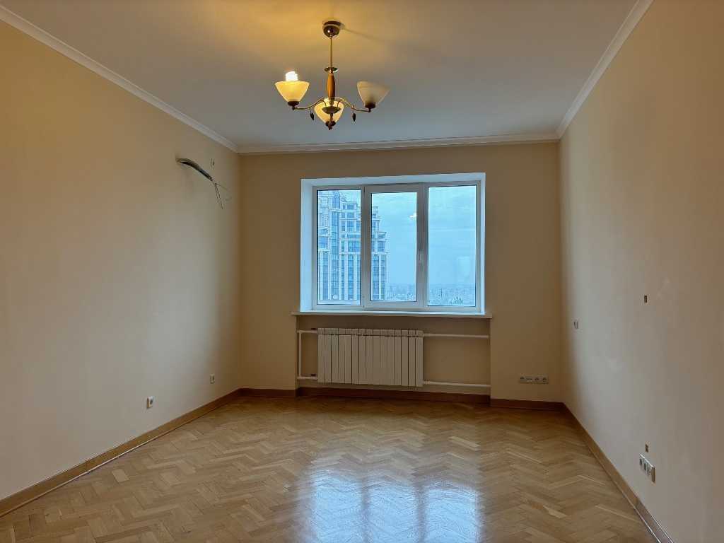 Продаж 3-кімнатної квартири 102 м², Іпсилантіївський пров., 5