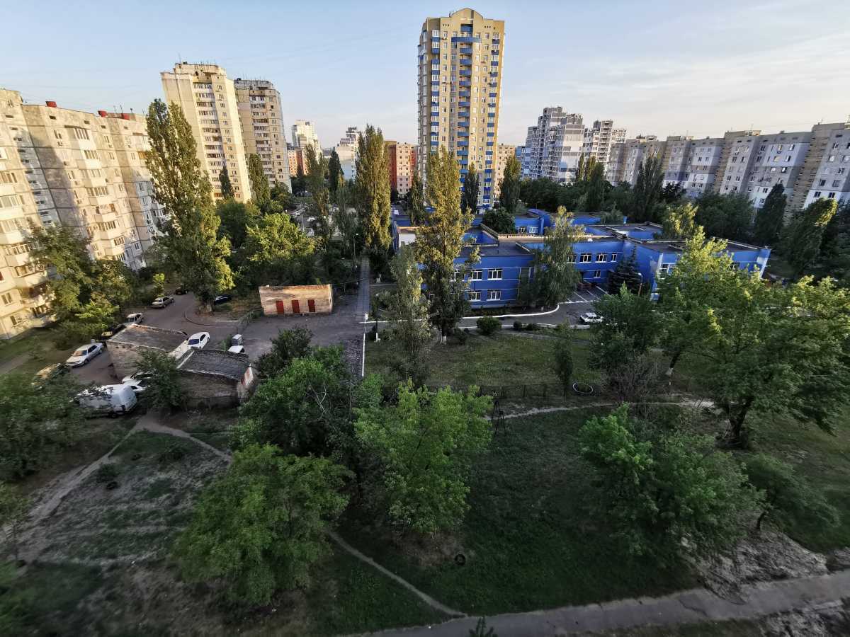 Продаж 3-кімнатної квартири 70 м², Йорданська вул., 11А