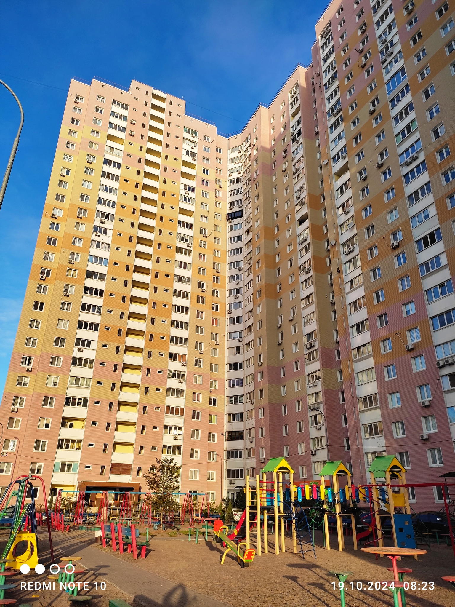 Продаж 1-кімнатної квартири 43 м², Миколи Закревського вул., 97