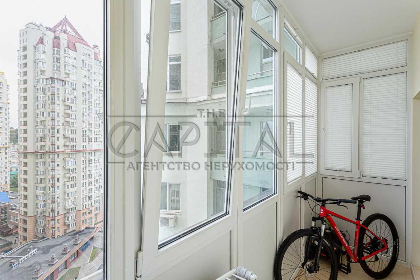 Продажа 4-комнатной квартиры 172 м², Генерала Шаповала ул., 2