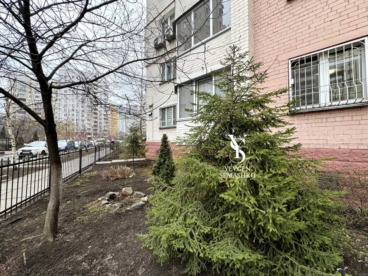 Продаж 2-кімнатної квартири 71 м², Вишняківська вул., 13А