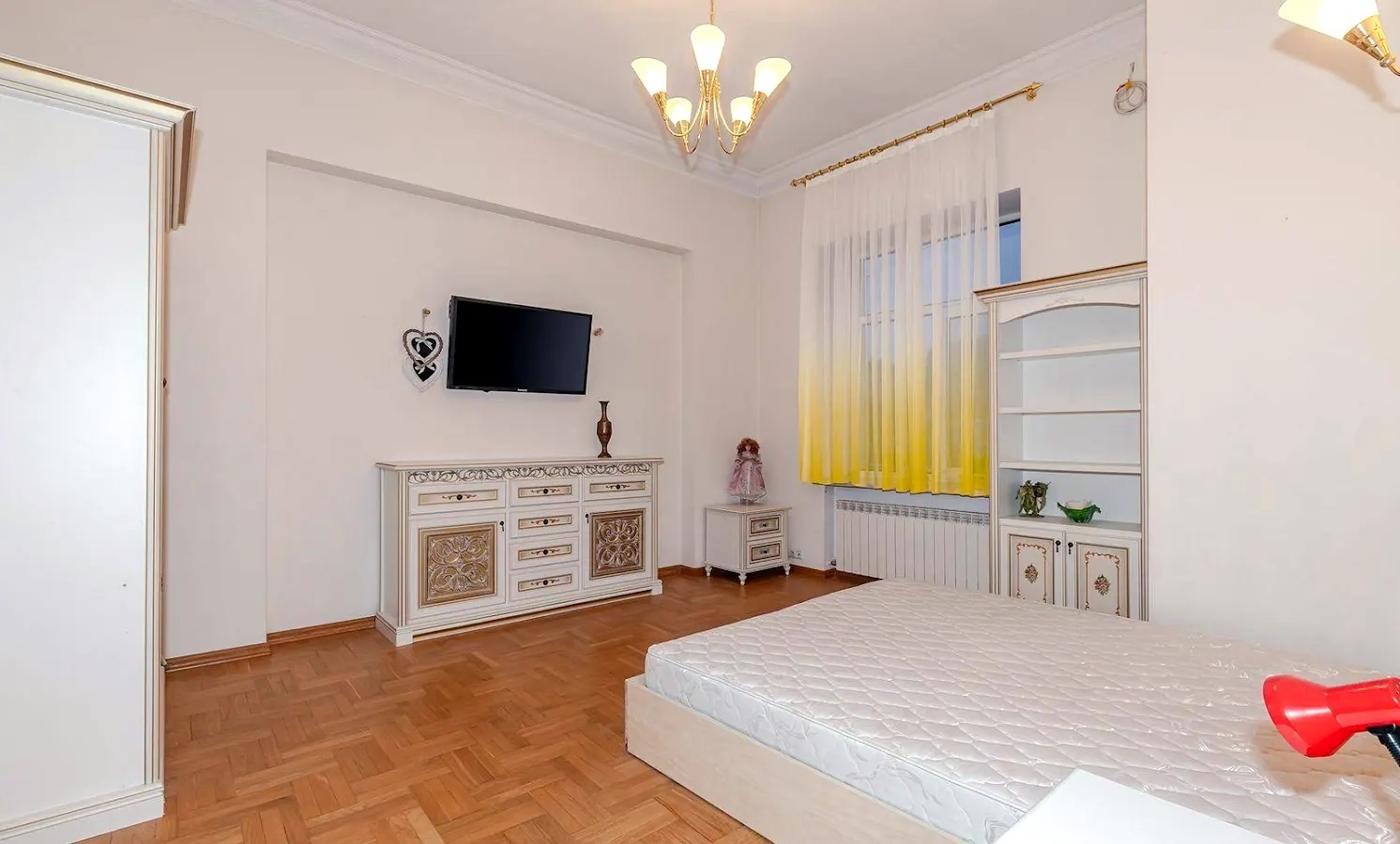 Аренда 3-комнатной квартиры 150 м², Саксаганского ул., 58