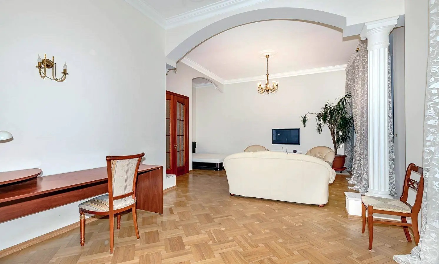 Аренда 3-комнатной квартиры 150 м², Саксаганского ул., 58