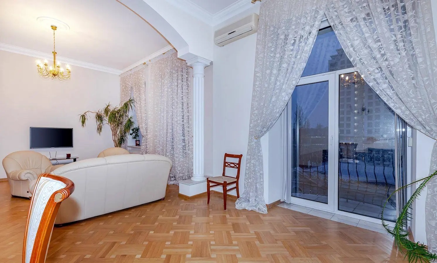Аренда 3-комнатной квартиры 150 м², Саксаганского ул., 58