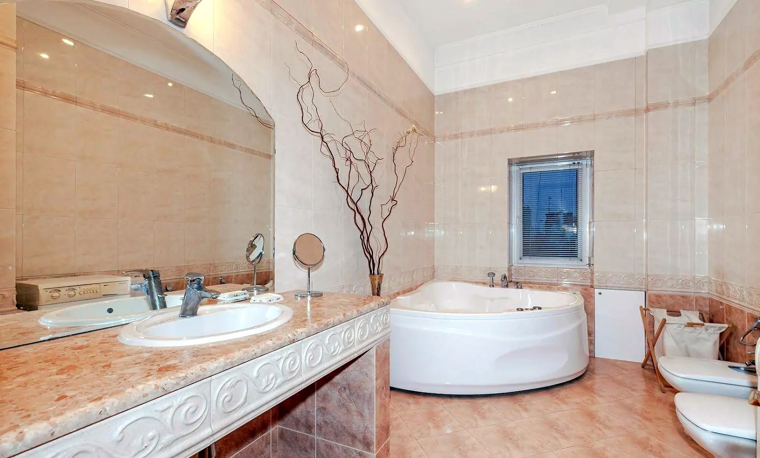 Аренда 3-комнатной квартиры 150 м², Саксаганского ул., 58