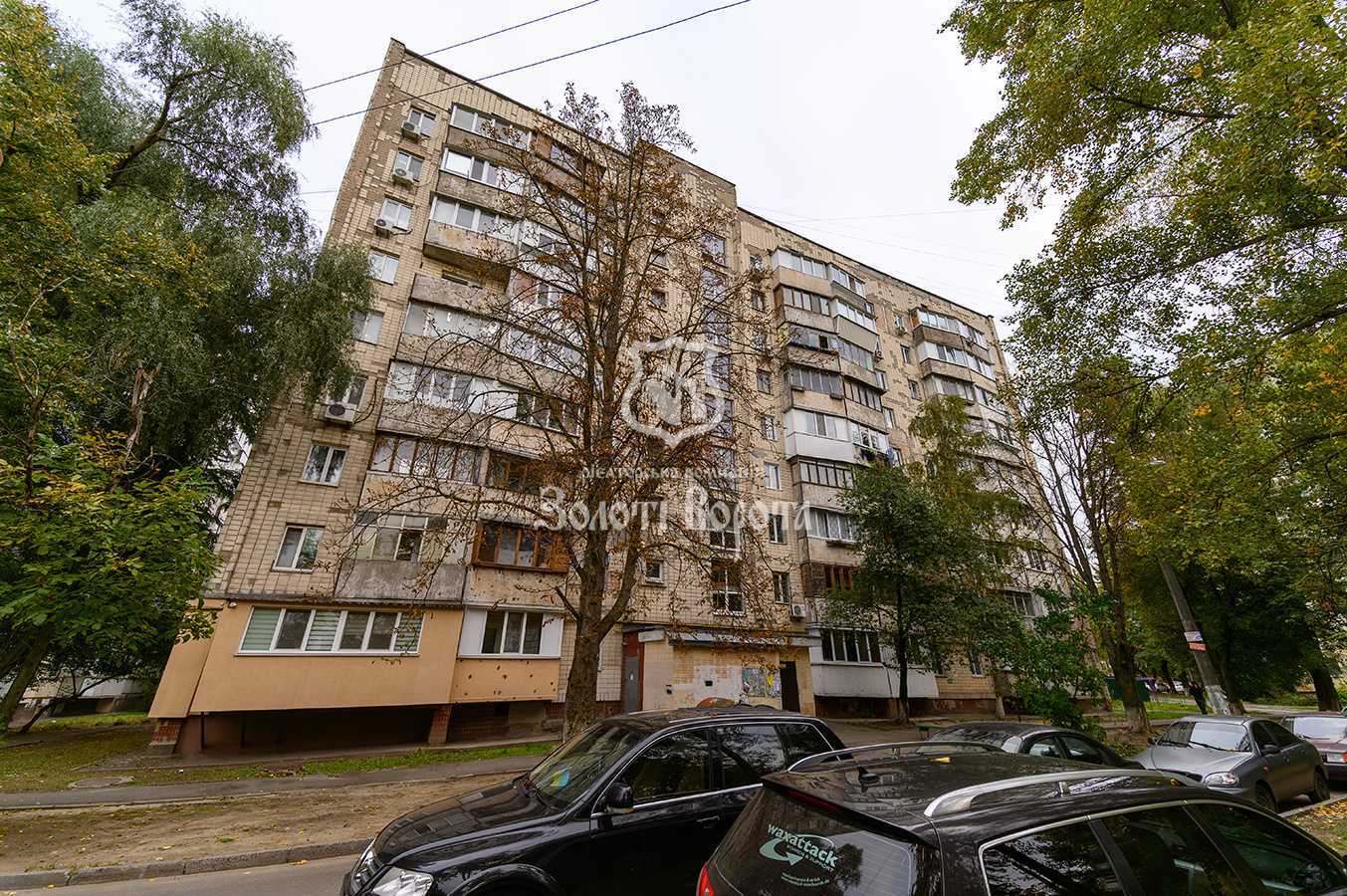 Продаж 1-кімнатної квартири 32 м², Василя Касіяна вул., 6Б