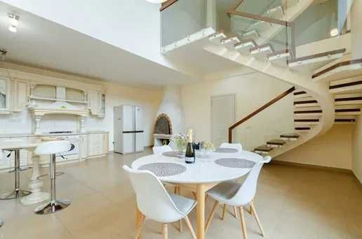 Оренда будинку 345 м², 105-а Садова вул.