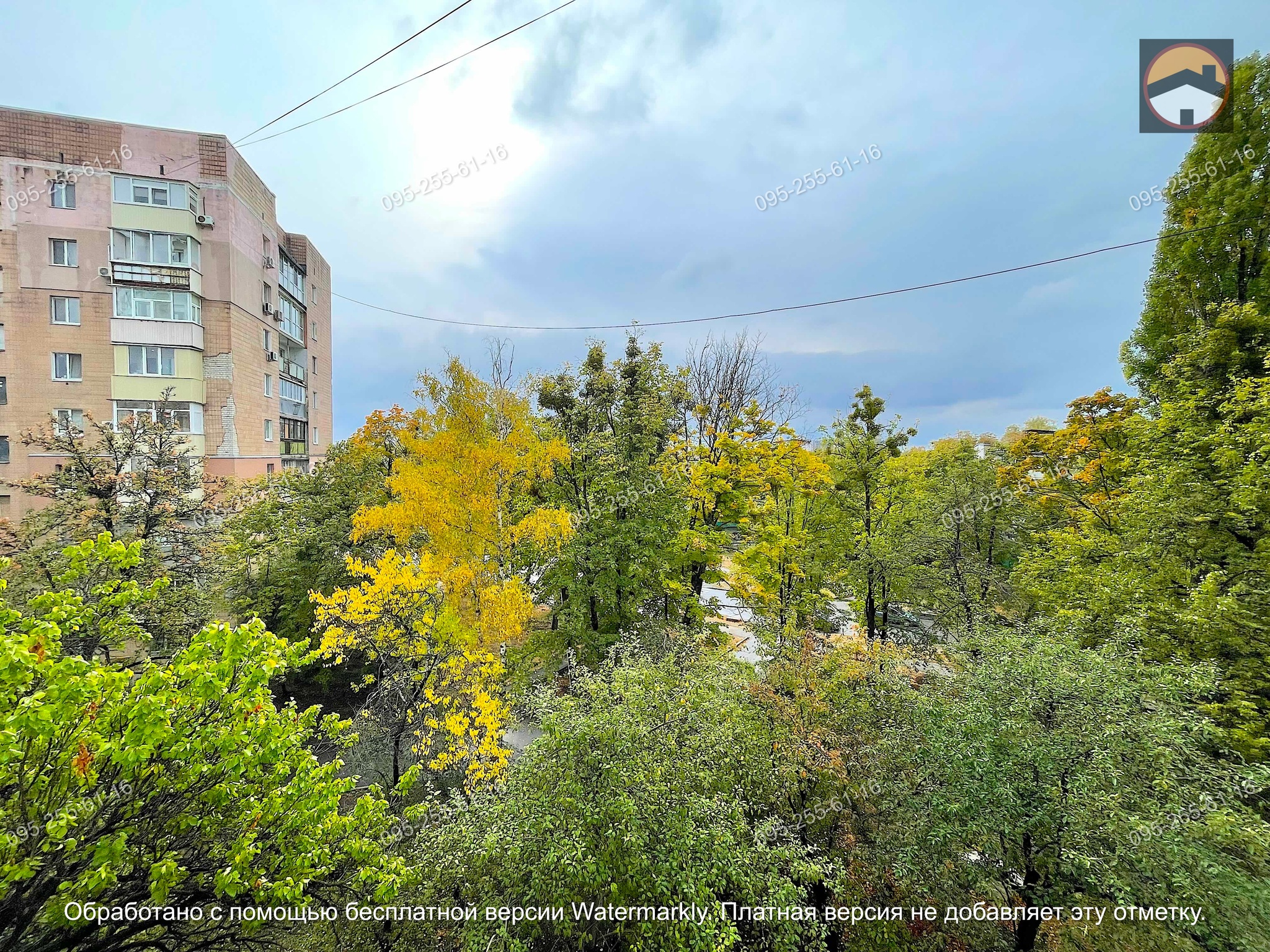 Продаж 1-кімнатної квартири 32 м², 23 серпня вул., 75