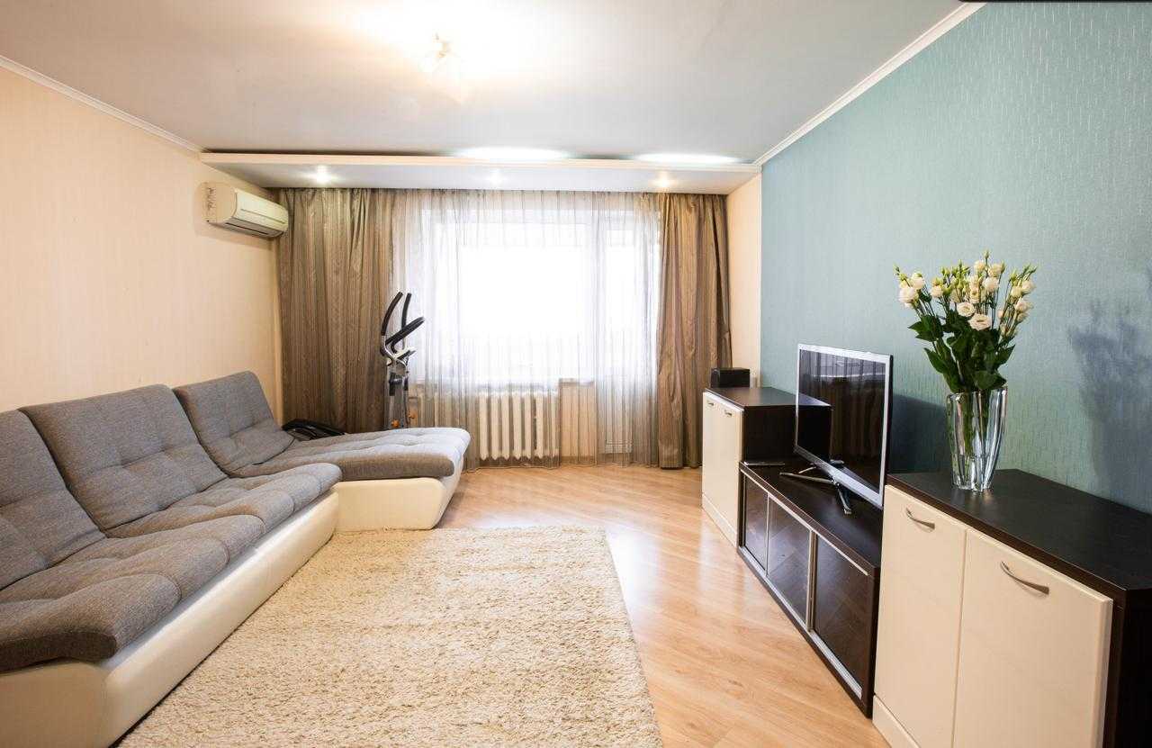 Продажа 4-комнатной квартиры 98 м², Дарницкий бул., 10