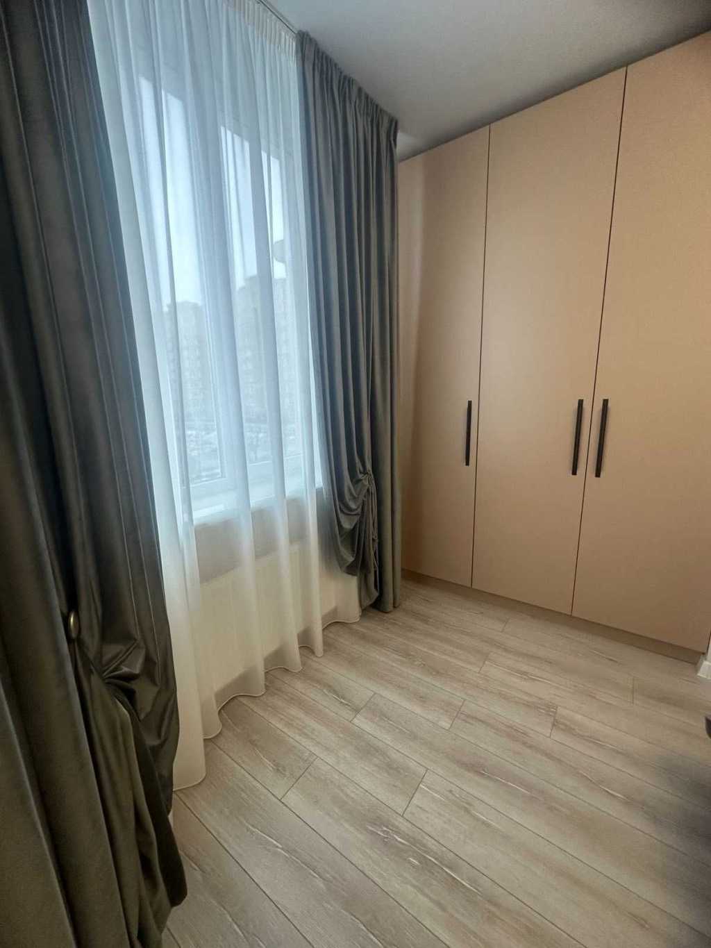 Продаж 1-кімнатної квартири 40 м², Зелена вул., 3