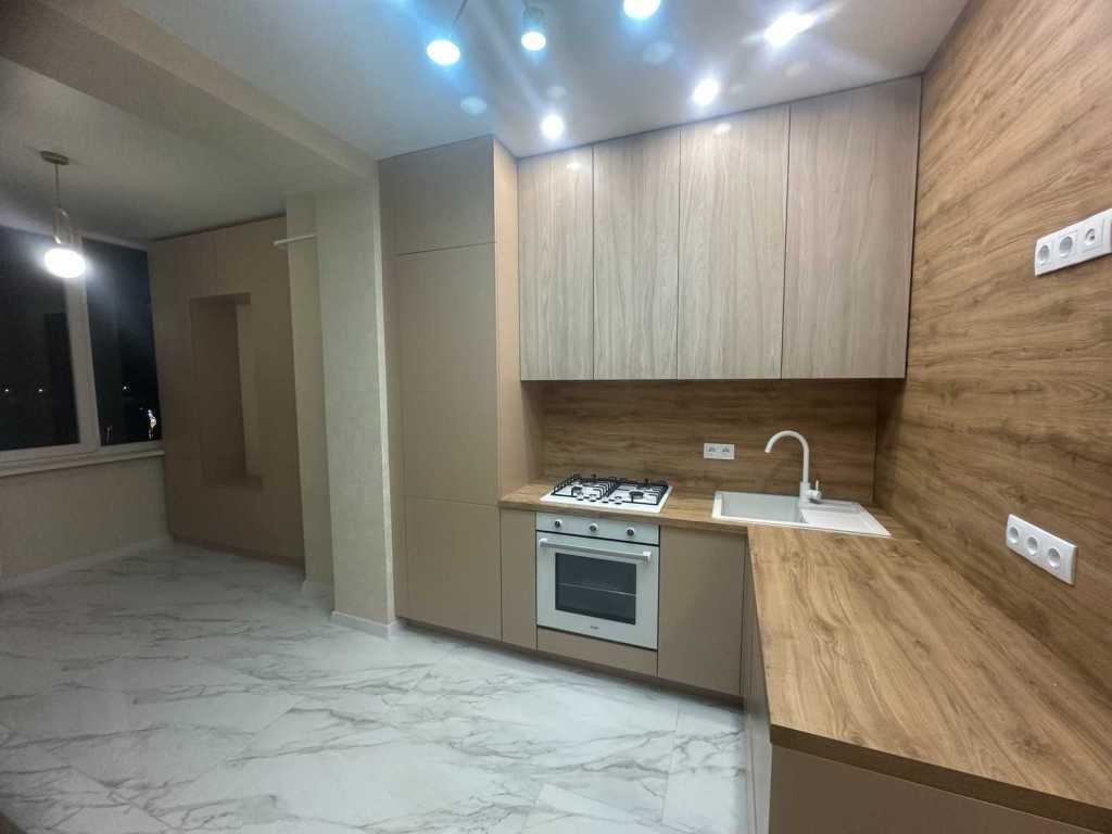 Продаж 1-кімнатної квартири 40 м², Зелена вул., 3