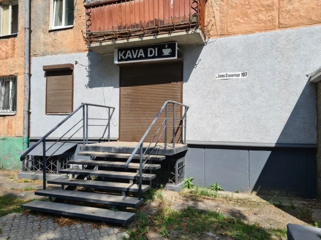 Продаж магазину 43 м², Богдана Хмельницького просп., 107