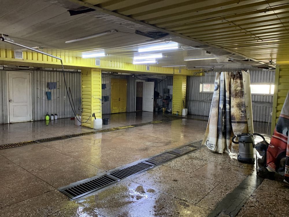 Продаж автомийки 300 м², Десантників пл., пл.1