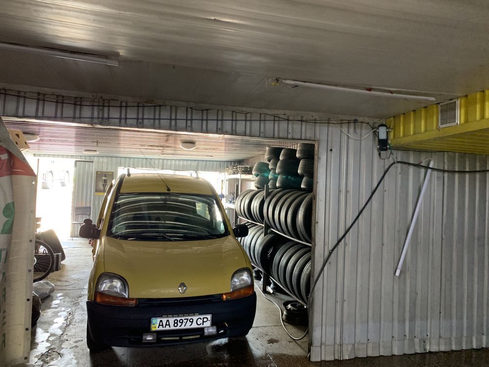 Продаж автомийки 300 м², Десантників пл., пл.1