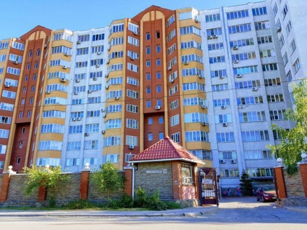 Продажа 5-комнатной квартиры 178 м², Любарского ул., 36