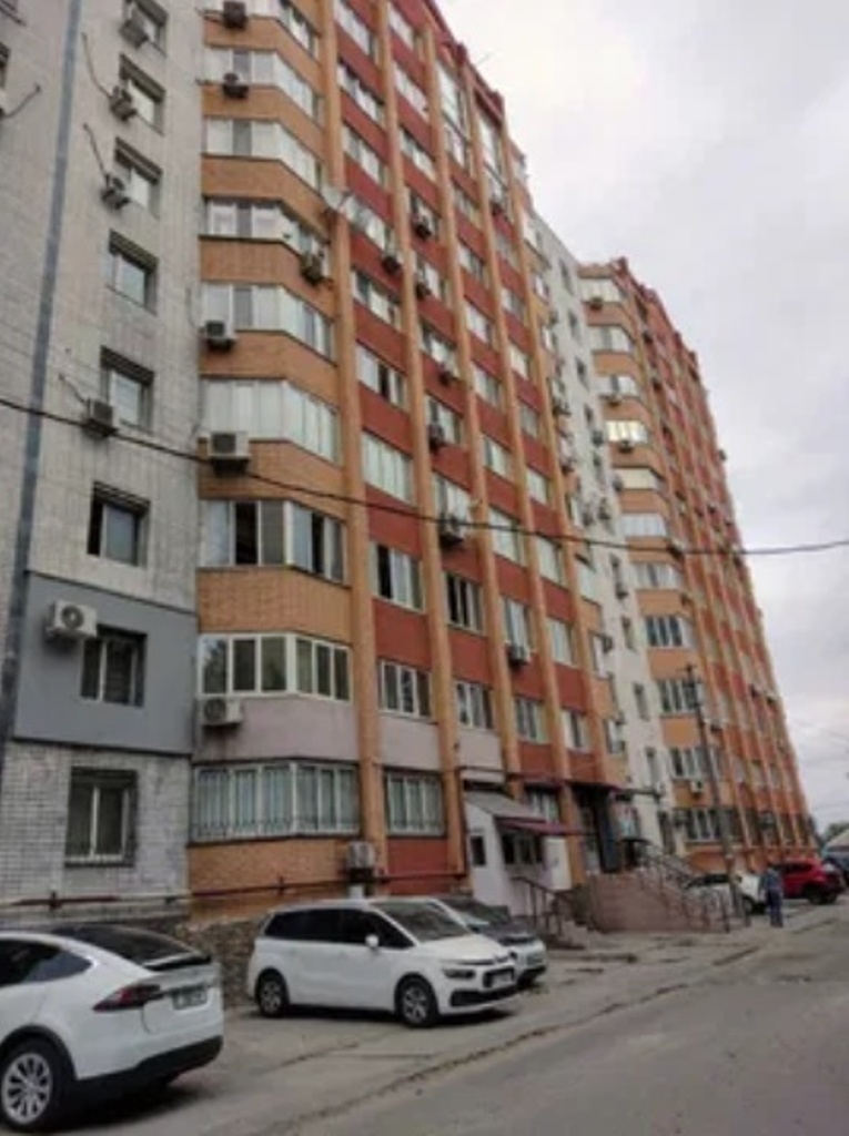 Продажа 5-комнатной квартиры 178 м², Любарского ул., 36