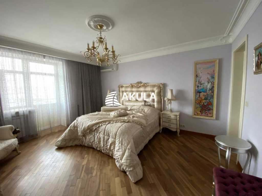 Продаж 3-кімнатної квартири 107.6 м², Ярославський пров.