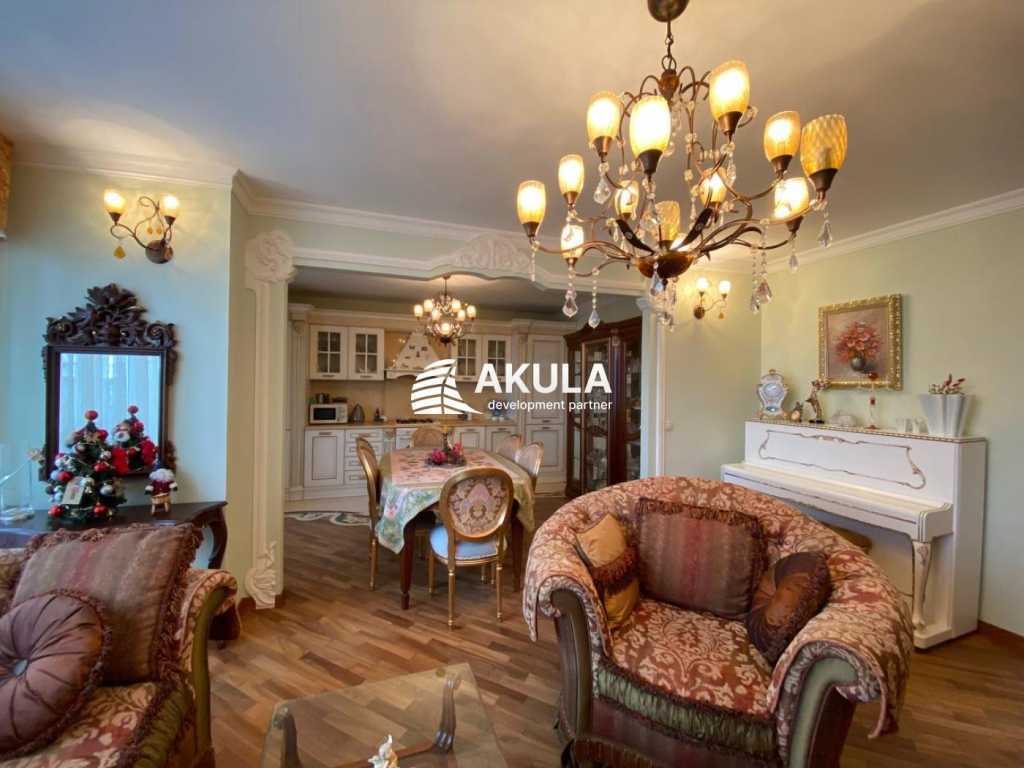 Продаж 3-кімнатної квартири 107.6 м², Ярославський пров.