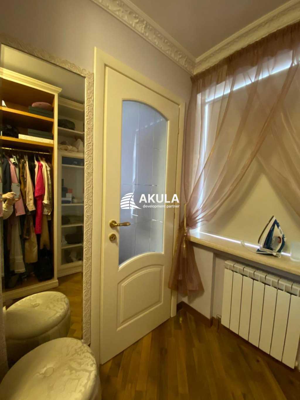 Продаж 3-кімнатної квартири 107.6 м², Ярославський пров.