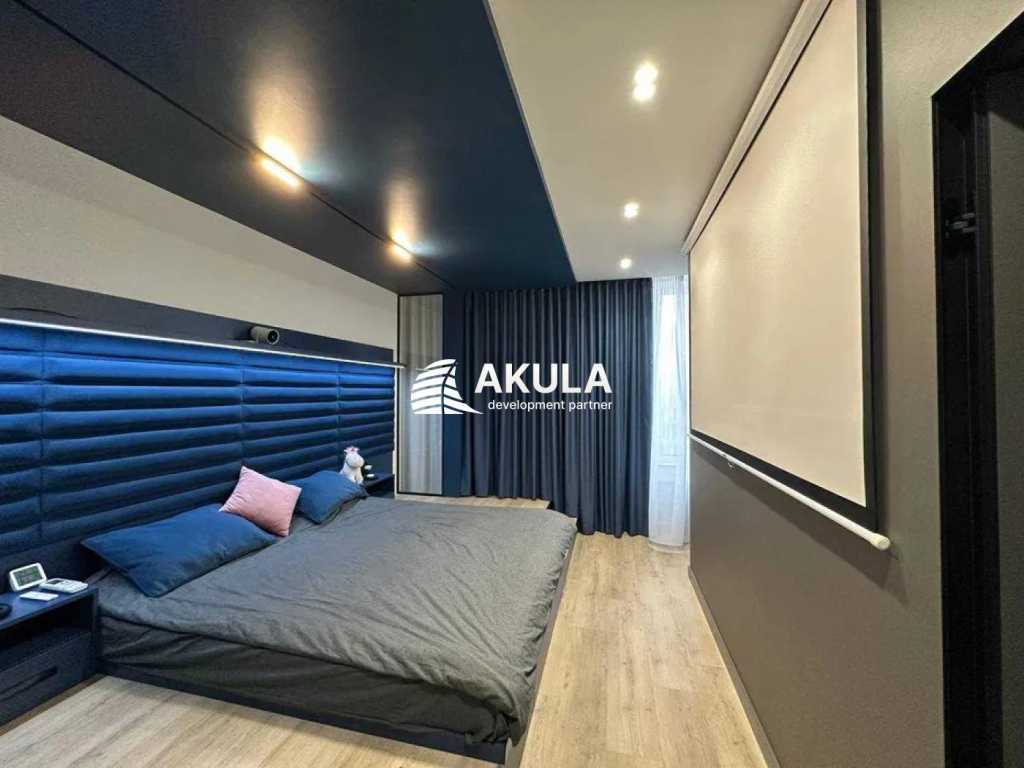 Продажа 2-комнатной квартиры 76 м², Днепровское шоссе