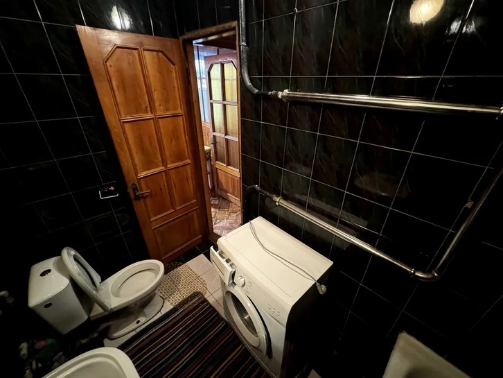 Продажа 2-комнатной квартиры 50 м², Александра Кониского ул.