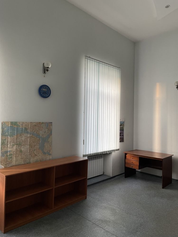 Продаж офісу 86 м², Княгині Ольги вул.