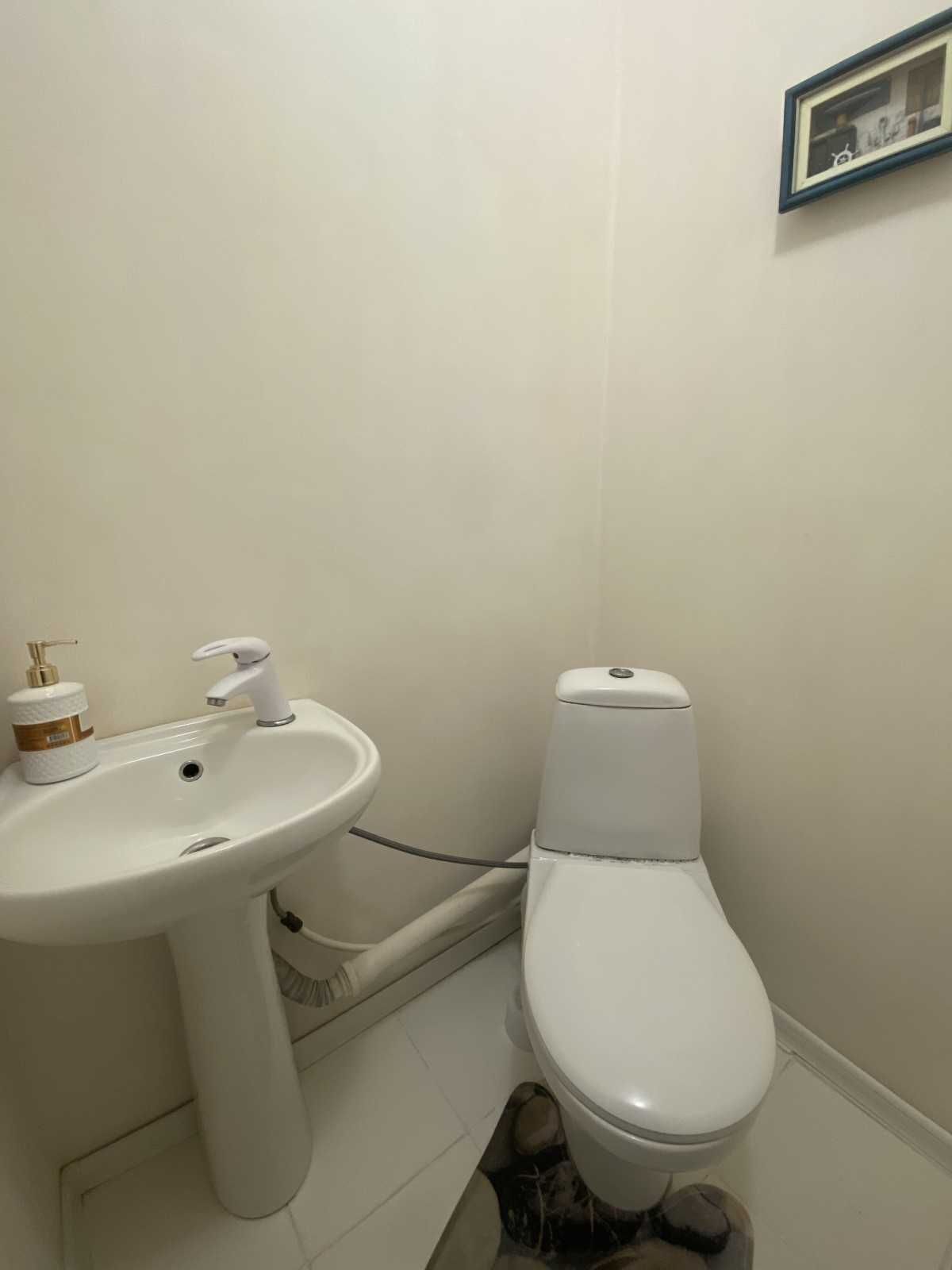 Продаж 3-кімнатної квартири 70 м², Робітнича вул., 152