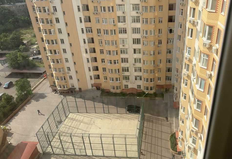 Продажа 2-комнатной квартиры 70 м², Маршала Говорова ул., 8