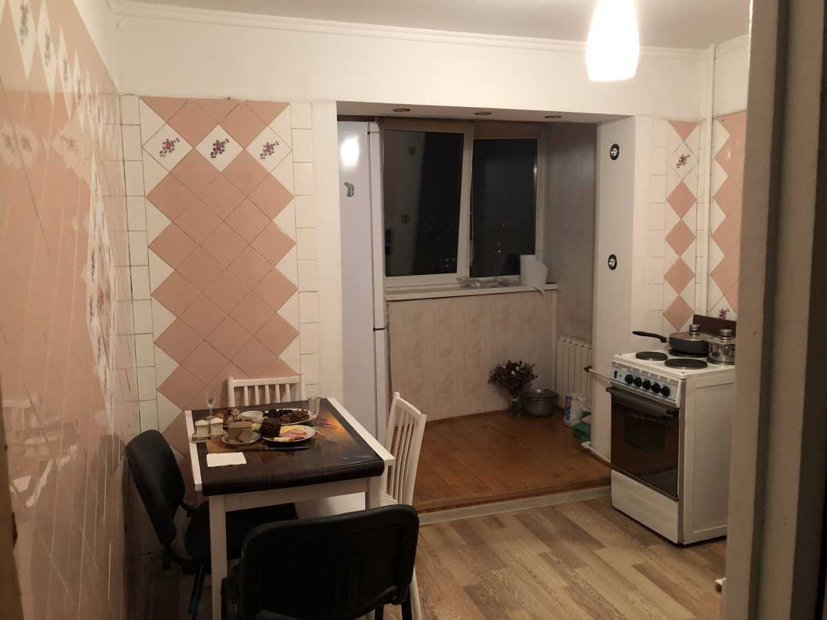 Продажа 3-комнатной квартиры 71 м², Свободы просп., 30