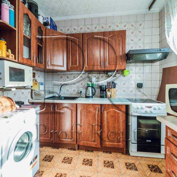 Продажа 3-комнатной квартиры 71 м², Озерная ул., 16