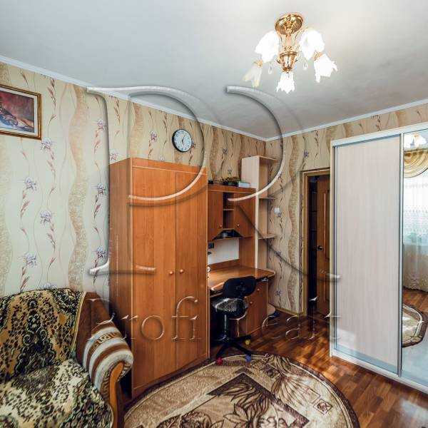 Продажа 3-комнатной квартиры 71 м², Озерная ул., 16