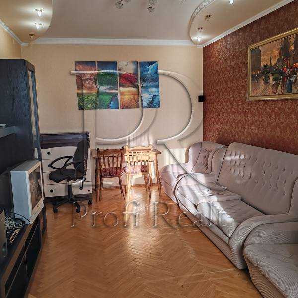 Продаж 2-кімнатної квартири 55 м², Вуликова вул., Харківське шосе, 160А