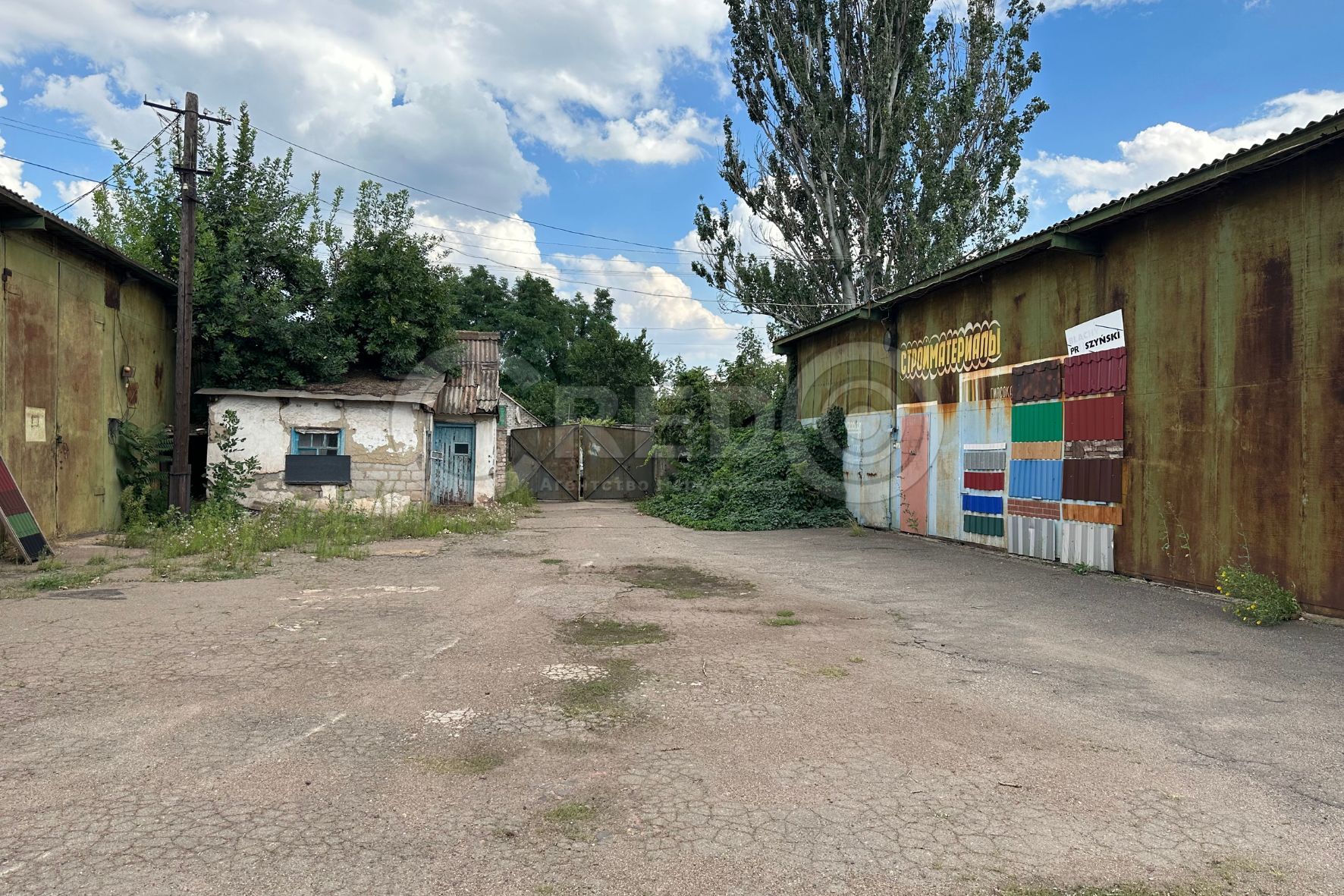 Продажа склада 200.3 м², Новороссийская ул.