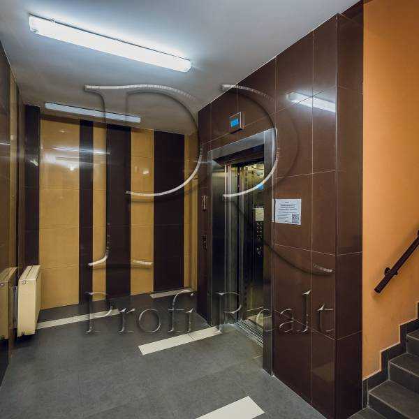 Продаж 3-кімнатної квартири 103 м², Регенераторна вул., 4к17