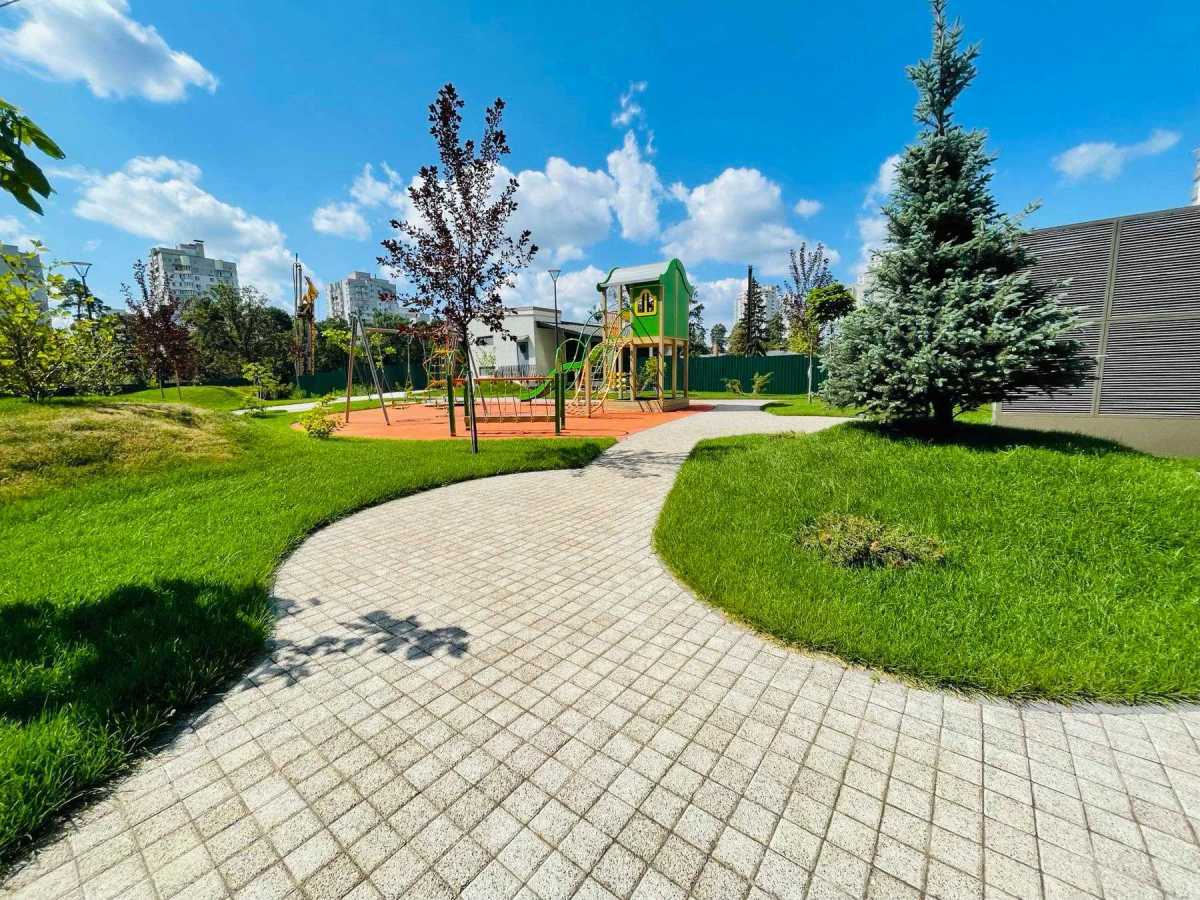 Продажа 1-комнатной квартиры 38 м², Львовская ул., 11