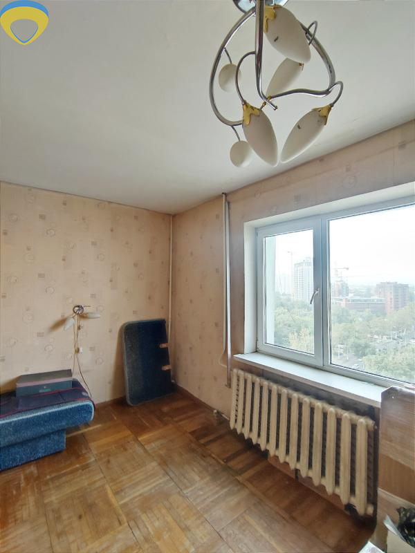 Продаж 4-кімнатної квартири 78 м², Академічна вул., 3/1