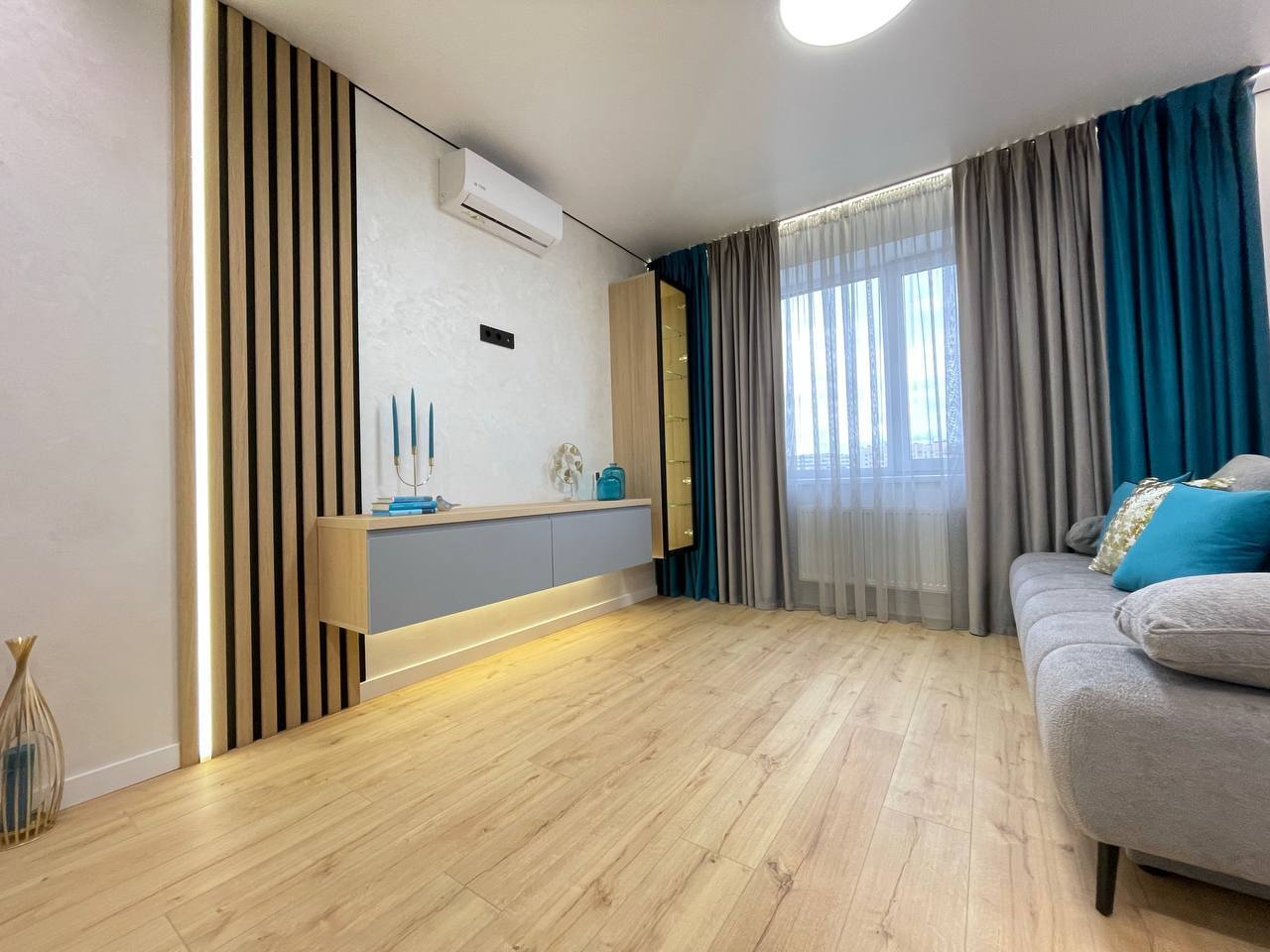 Продаж 1-кімнатної квартири 40 м², Боголюбова вул., 27а