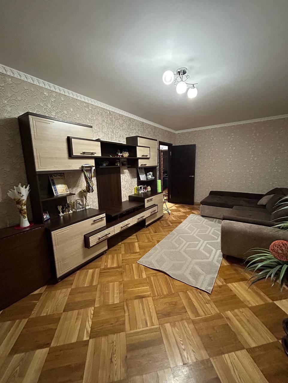 Продажа 3-комнатной квартиры 63 м², Катерины Зеленко ул.