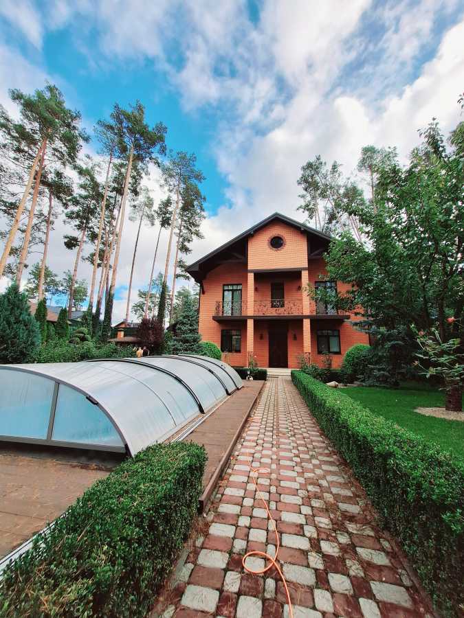 Продажа дома 250 м², Варшавская ул.