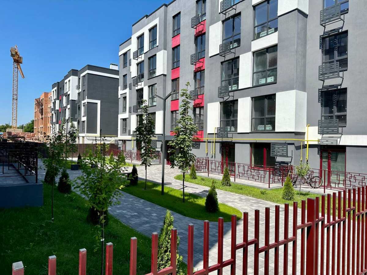 Продаж 2-кімнатної квартири 51 м², Дружби вул., 44