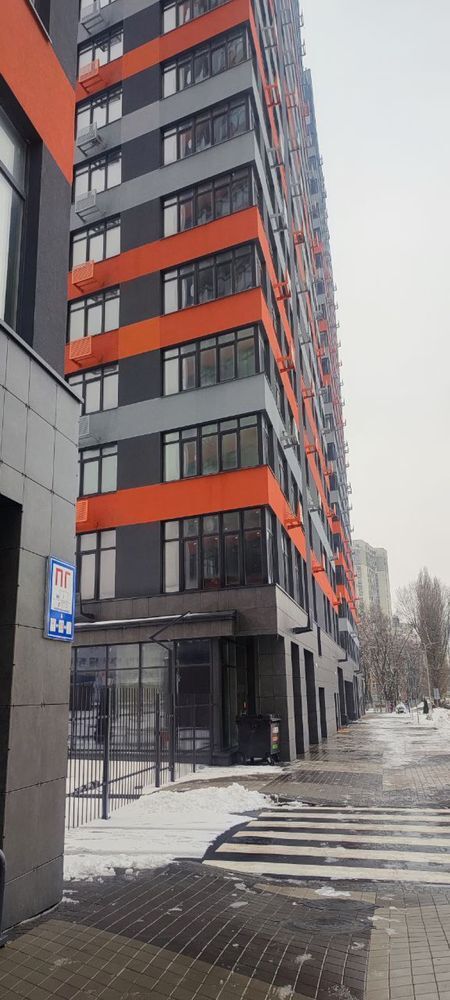 Продажа 1-комнатной квартиры 37 м²