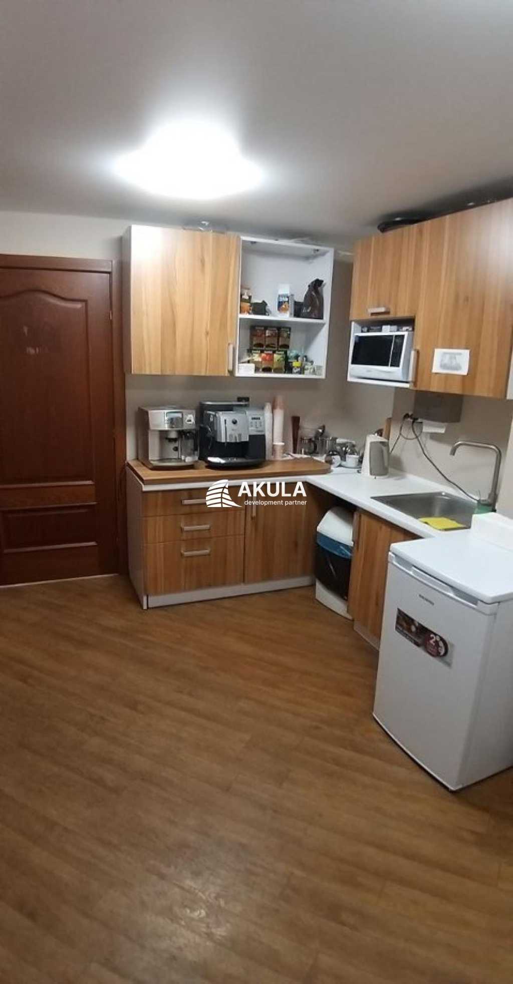 Продаж офісу 406 м², Володимира Антоновича вул.