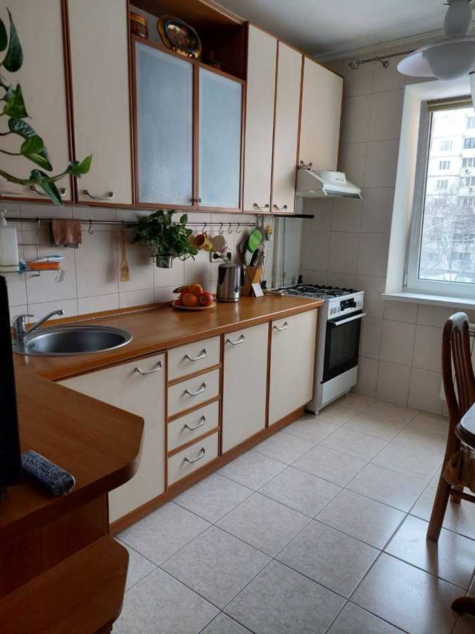 Аренда 2-комнатной квартиры 58 м², Бережанская ул., 12А