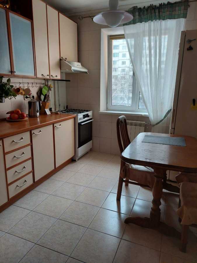 Аренда 2-комнатной квартиры 58 м², Бережанская ул., 12А