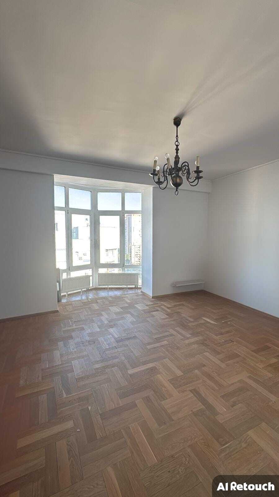 Продаж 4-кімнатної квартири 143 м², Ломоносова вул., 56